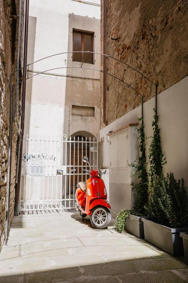 Palazzo 42 - Boutique Hotel & Suites Pistoia Exterior foto